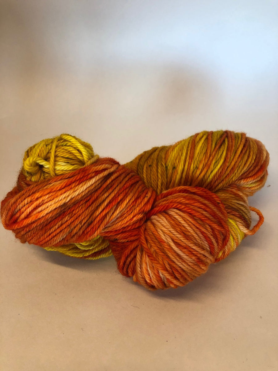 Laine Orange/Jaune Gogh<br>Gogh Orange/Yellow Yarn<br>Maple leaves<br>(Worsted)