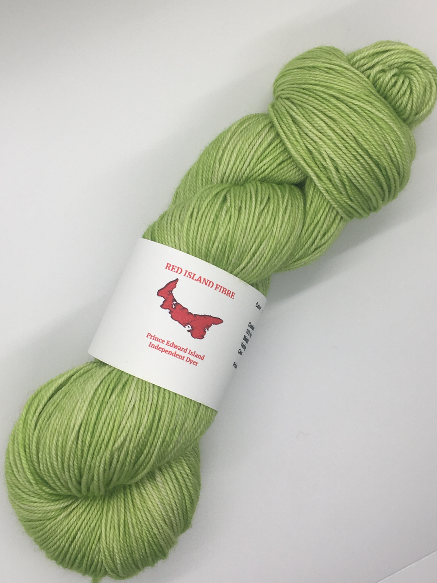 Knit your Greens<br>Blue Faced Leicester+Nylon